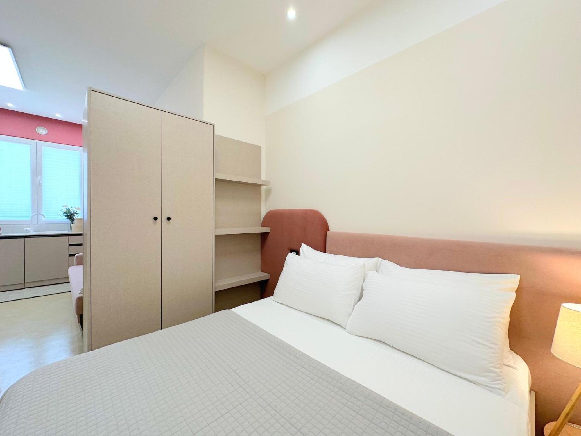 Apartamento Promo Price September - By The Sea Golem (Tirana)
