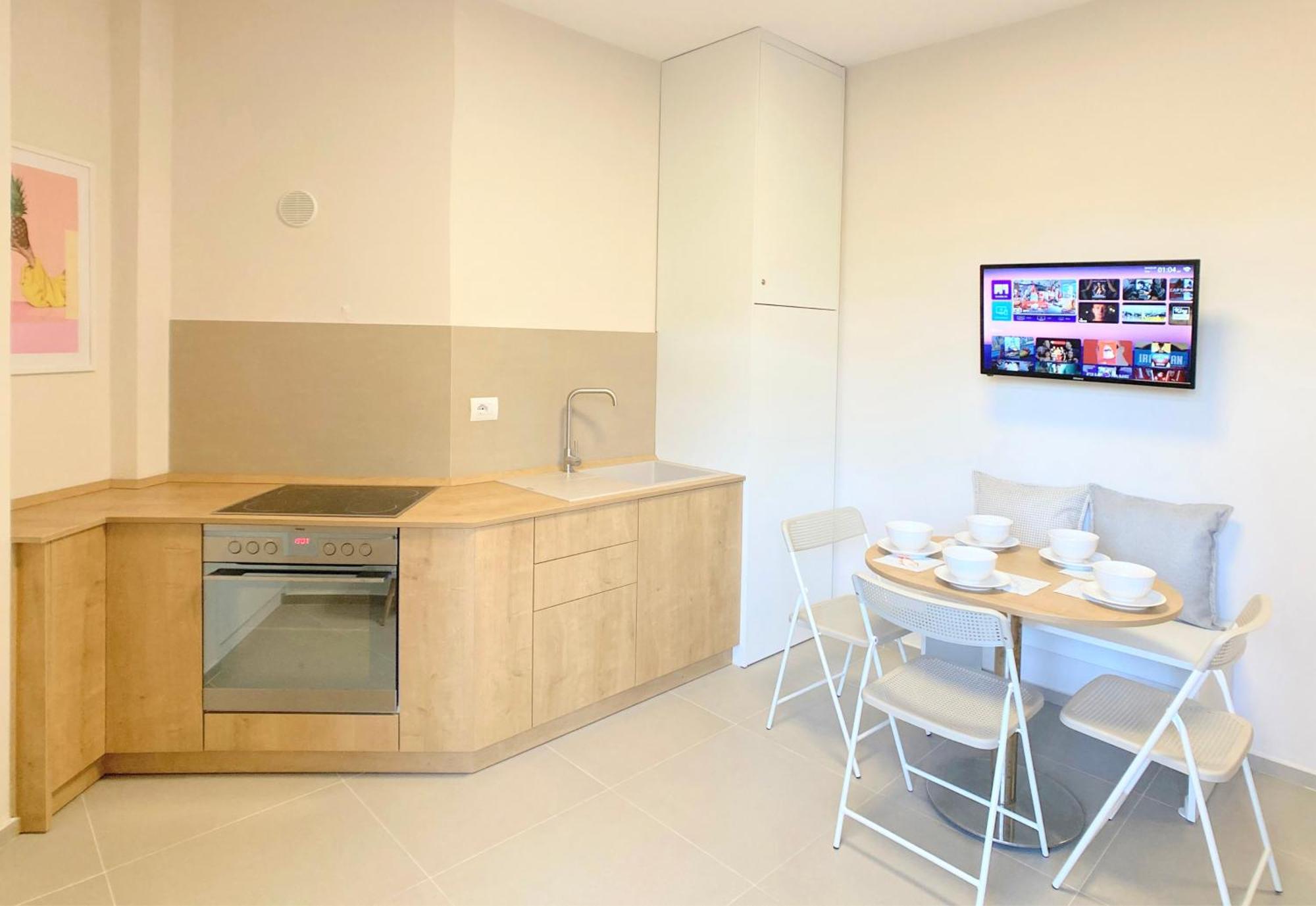 Promo Price September - By The Sea Golem (Tirana)
